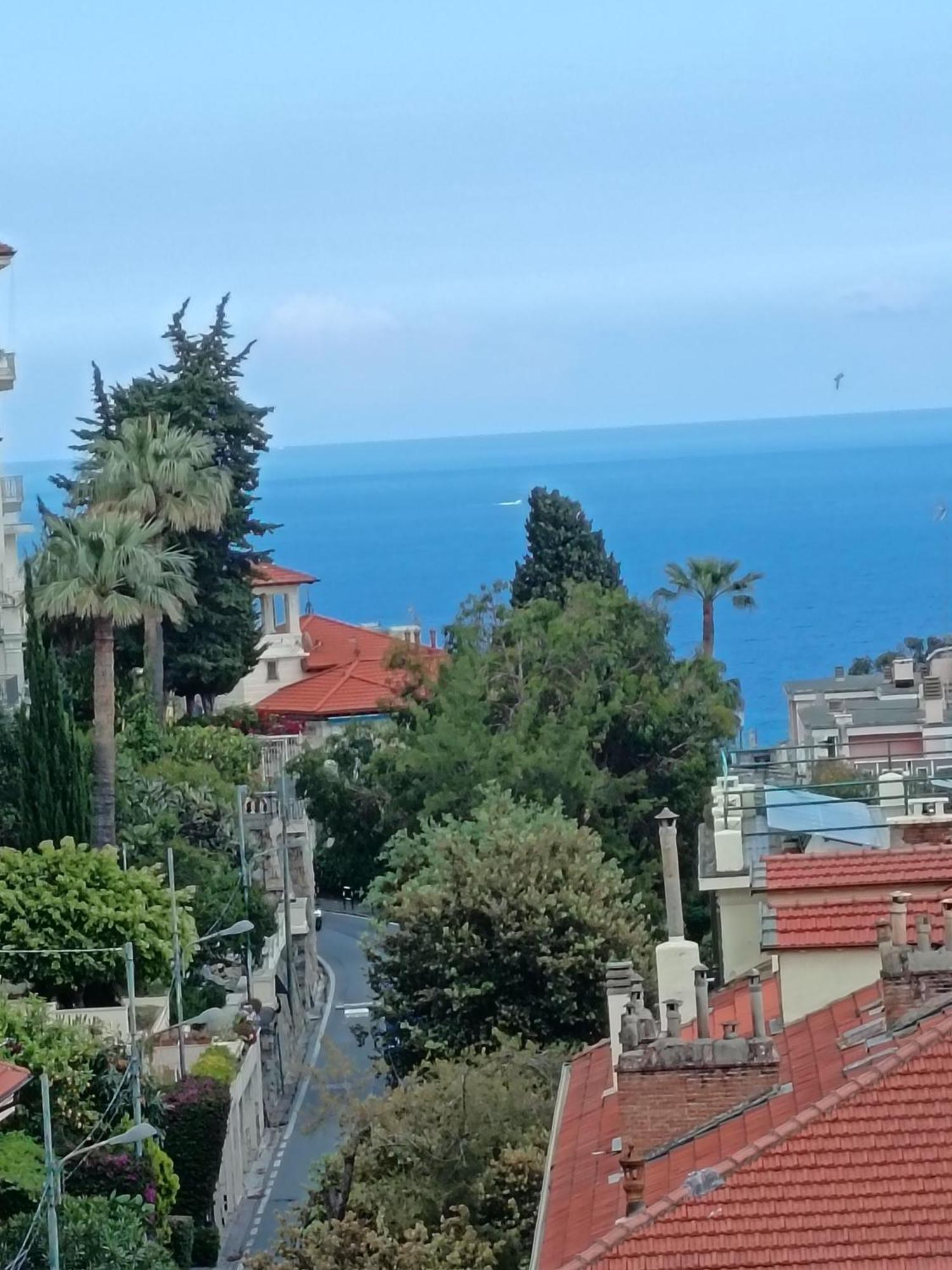 Casa Francesca Con Parcheggio Gratuito Daire Sanremo Dış mekan fotoğraf